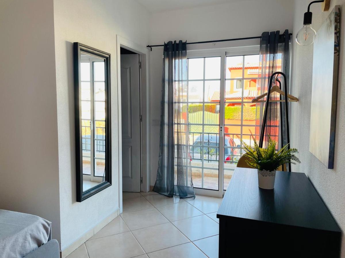 Travellers Guesthouse Lagos Zewnętrze zdjęcie
