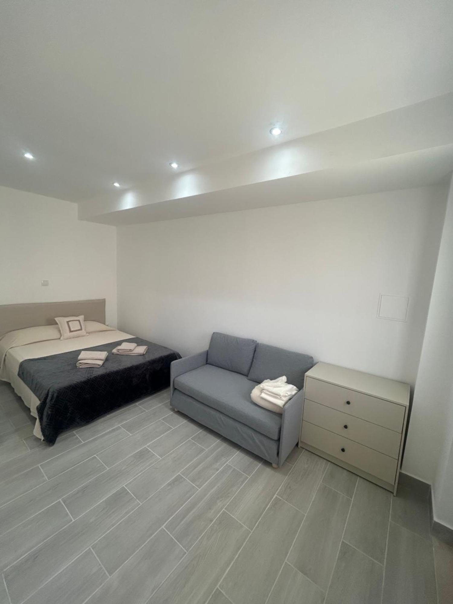 Travellers Guesthouse Lagos Zewnętrze zdjęcie