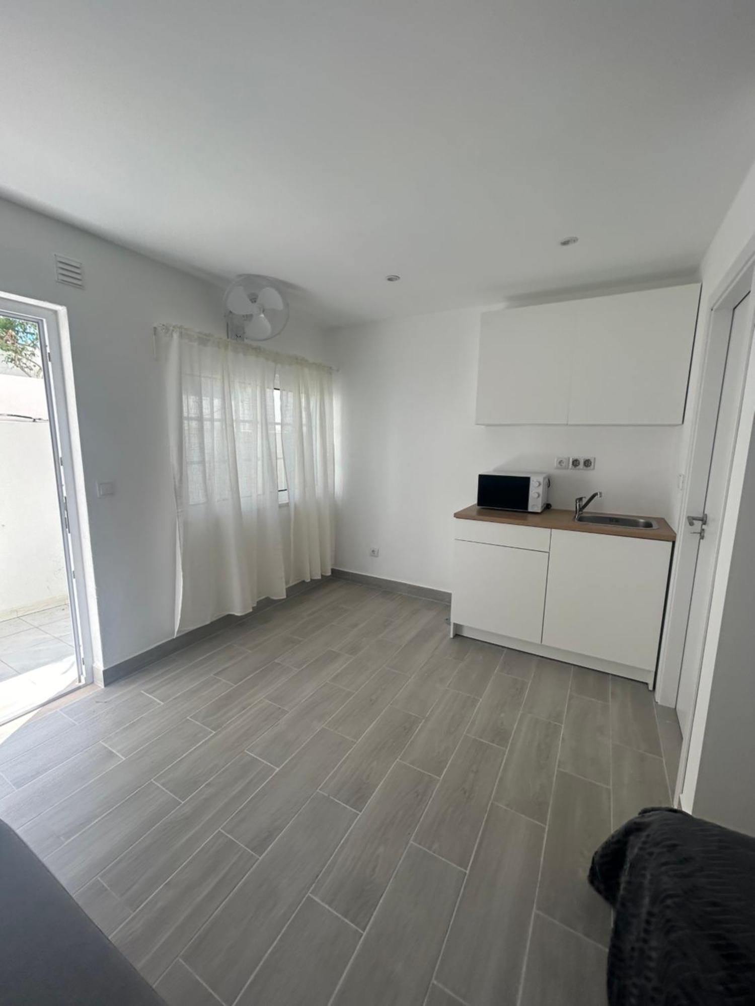 Travellers Guesthouse Lagos Zewnętrze zdjęcie