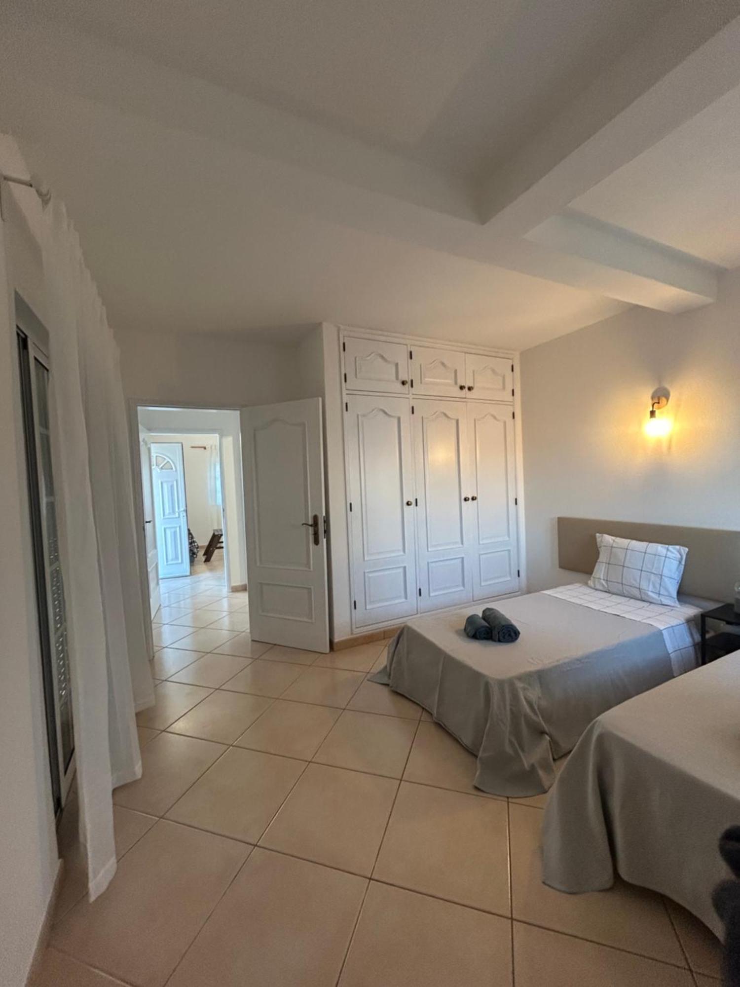Travellers Guesthouse Lagos Zewnętrze zdjęcie