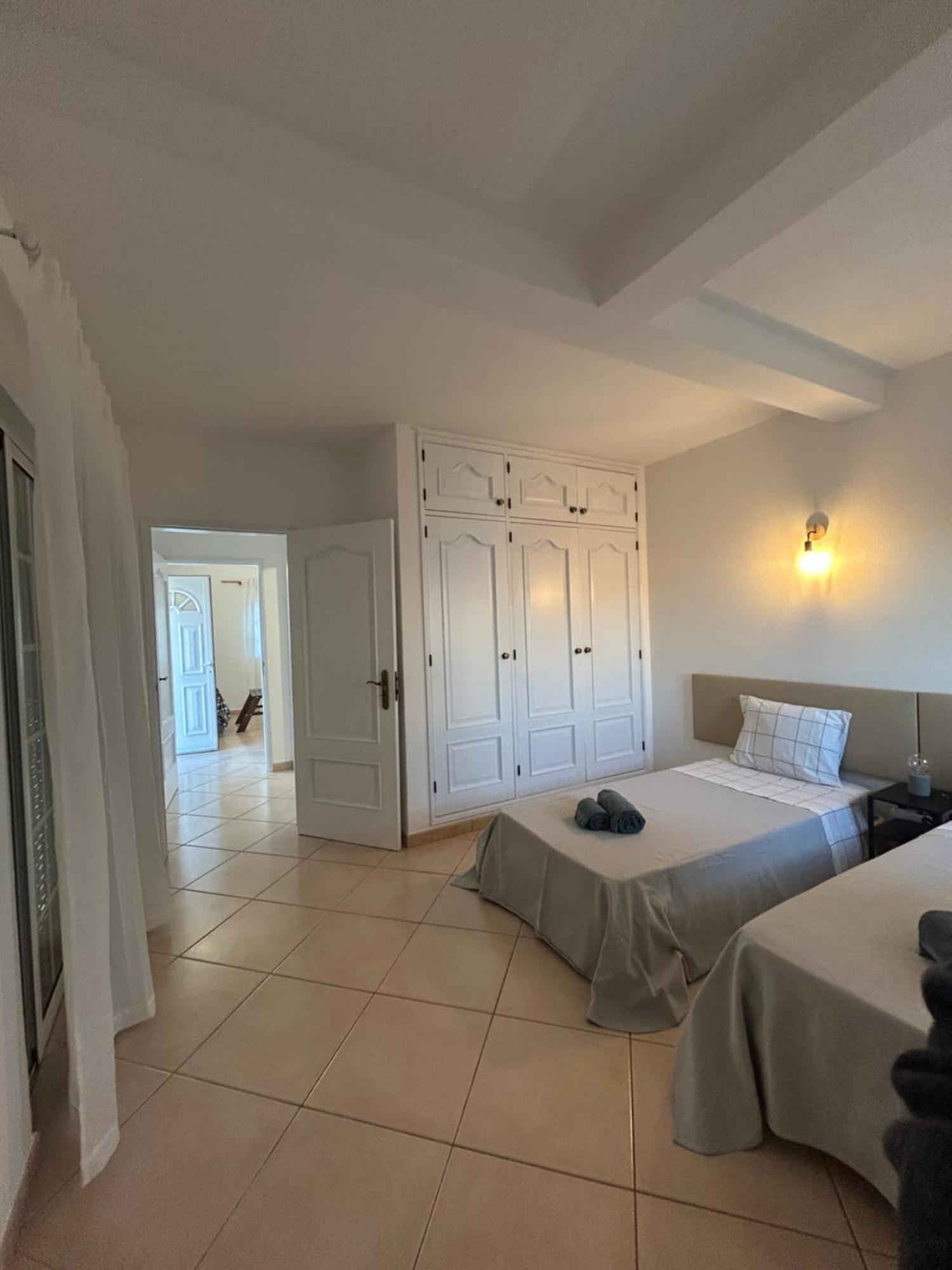 Travellers Guesthouse Lagos Zewnętrze zdjęcie
