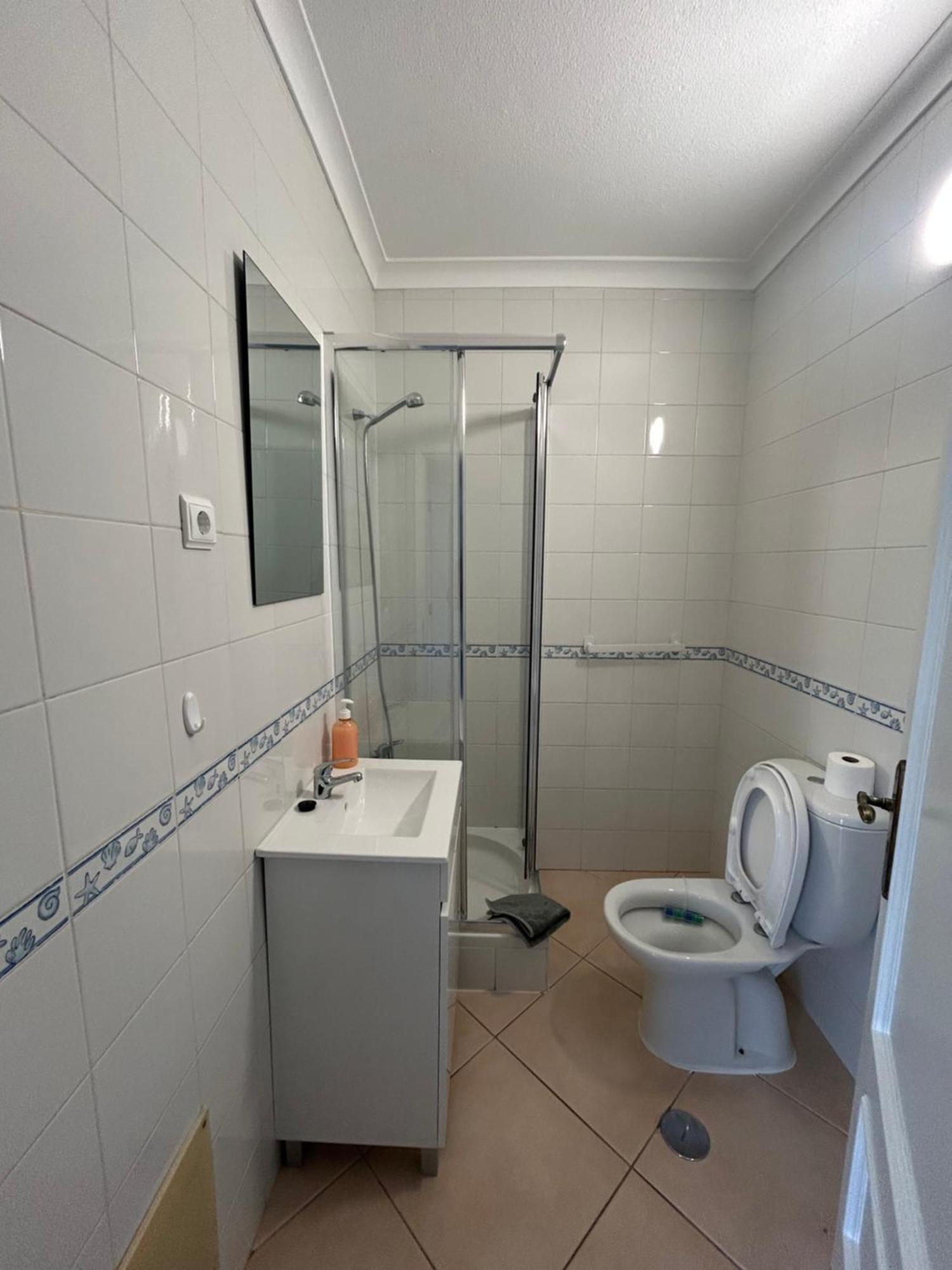 Travellers Guesthouse Lagos Zewnętrze zdjęcie